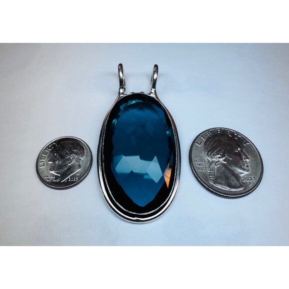 Estate 925 Sterling Silver Blue Faceted Oval Pendant Necklace 19.2g Large - Picture 5 of 9